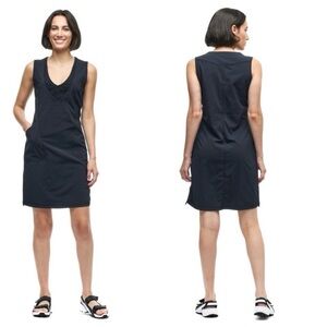 Indyeva Liike III Quick Dry Lightweight Dress Small E22ZD001 UPF 50+ Sporty